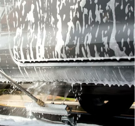 under carrage cleaning under carriage cleaning